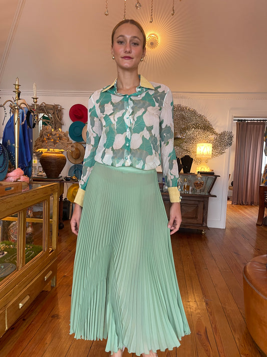 TROCADERO – Pleated Skirt in Sage Green Silk Georgette